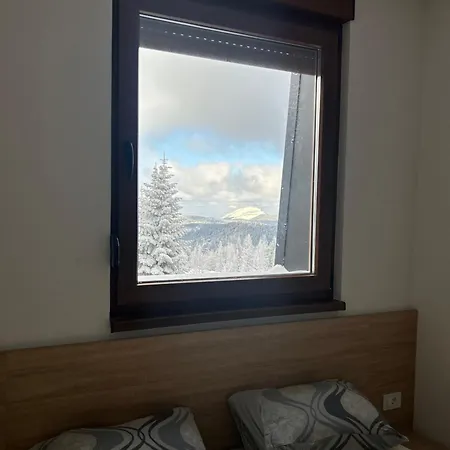 Sm - 2 Bedrooms